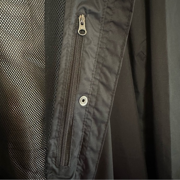 Columbia Women’s Black Omnitech Waterproof Jacket, 3X - Picture 8 of 11